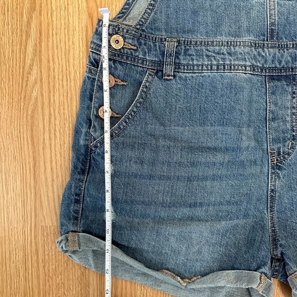 Denim Blue Women's Overall Shorts - Picture 8 of 9